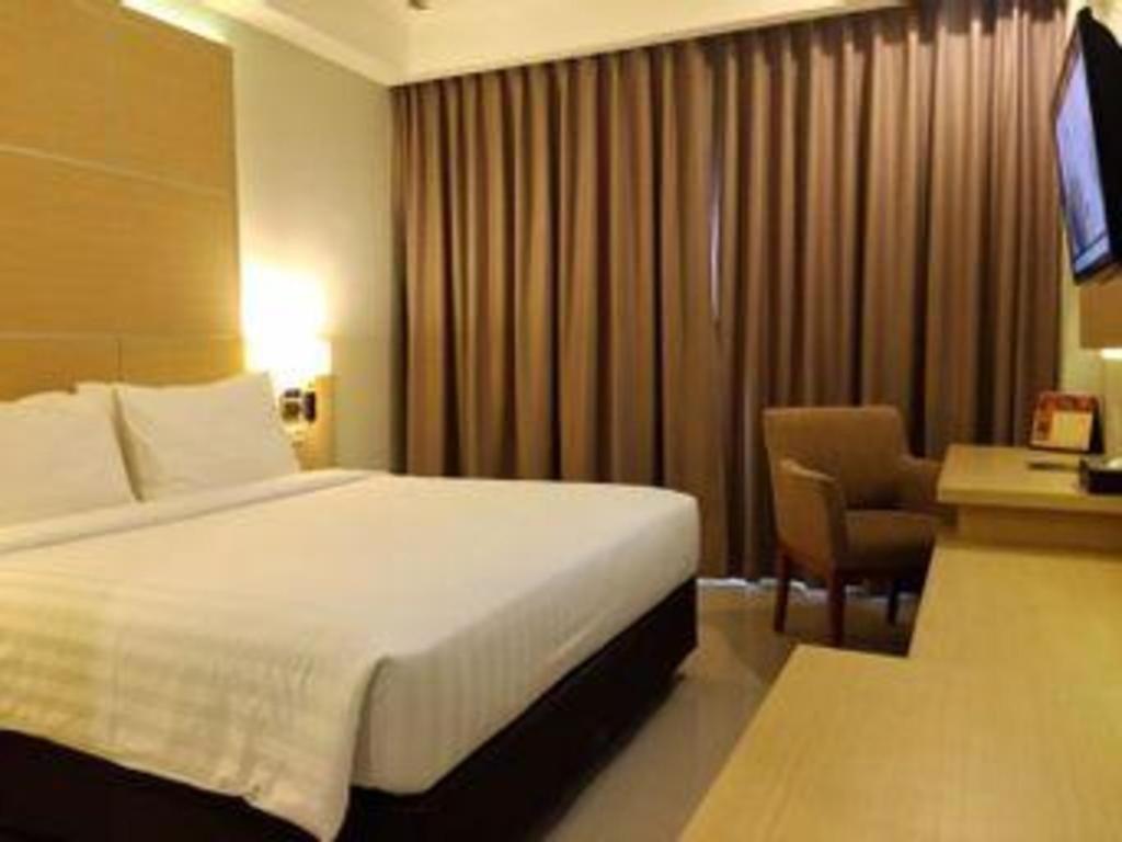 Horison Hotel Sukabumi Extérieur photo
