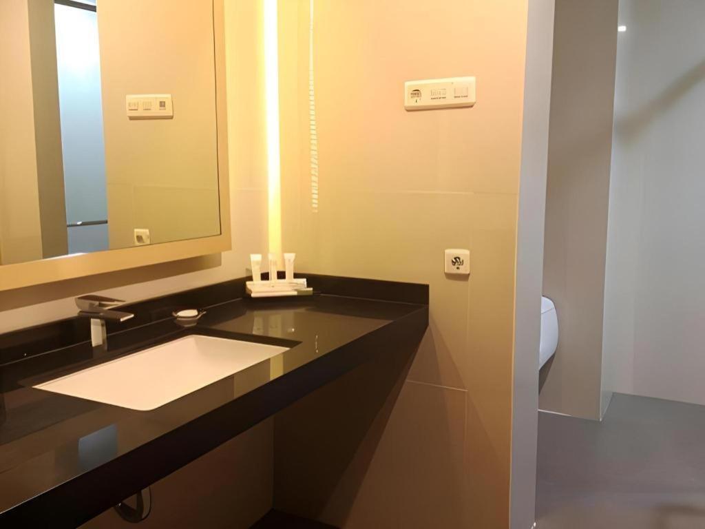 Horison Hotel Sukabumi Extérieur photo