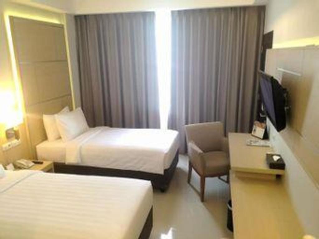 Horison Hotel Sukabumi Extérieur photo