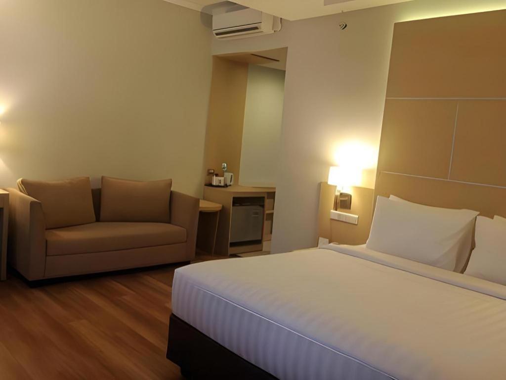 Horison Hotel Sukabumi Extérieur photo