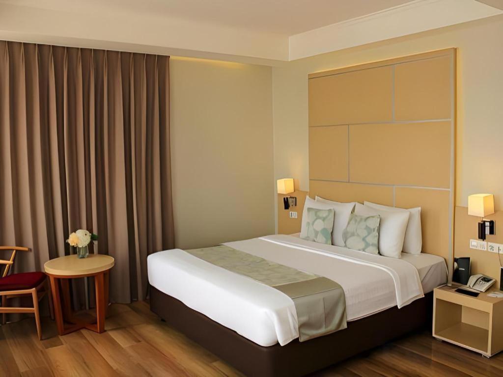 Horison Hotel Sukabumi Extérieur photo