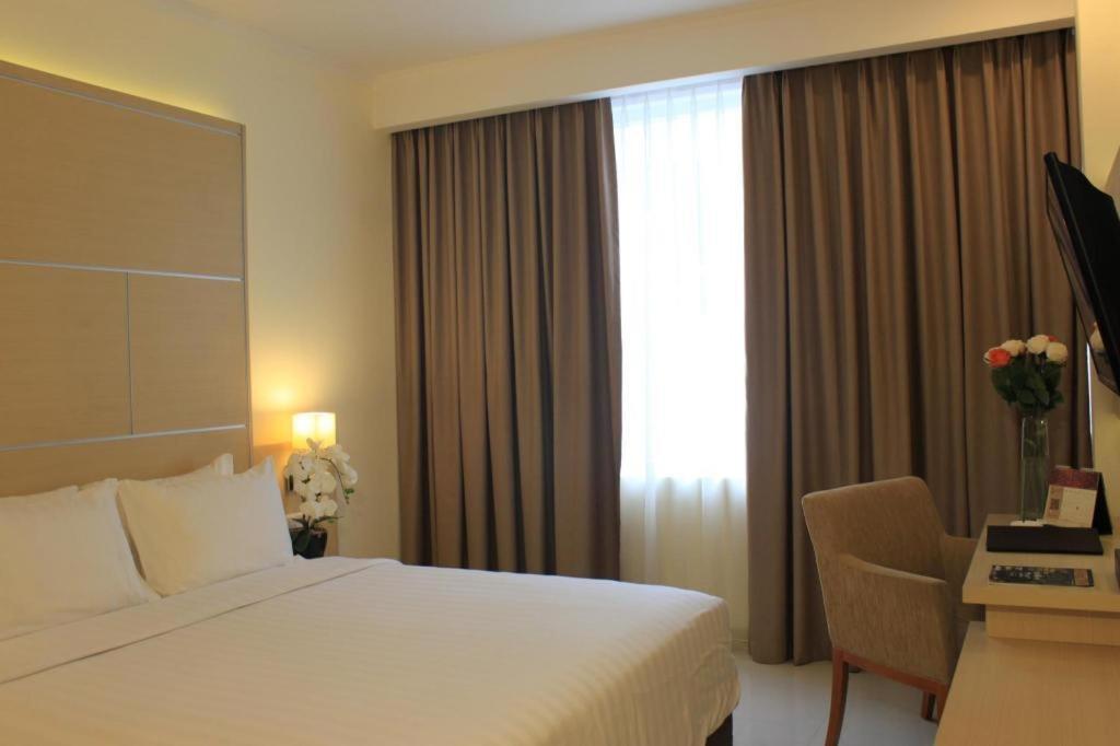 Horison Hotel Sukabumi Extérieur photo
