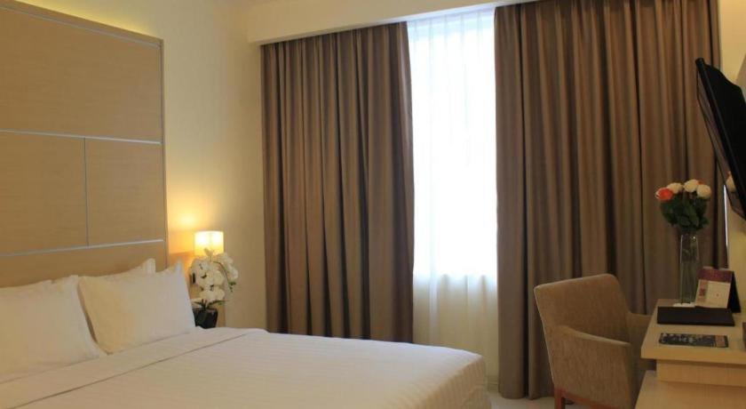 Horison Hotel Sukabumi Extérieur photo