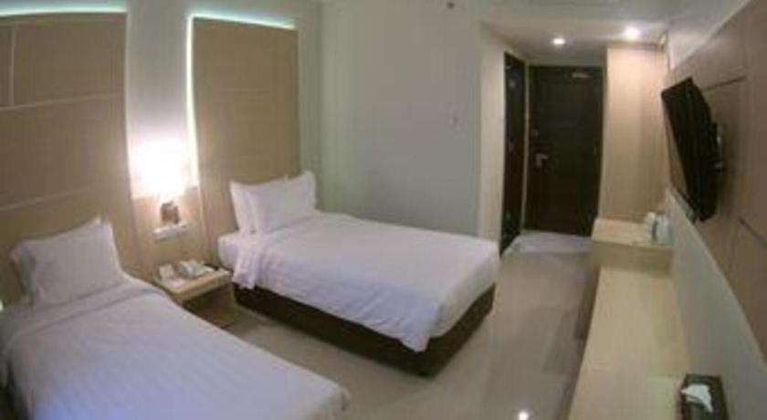Horison Hotel Sukabumi Extérieur photo